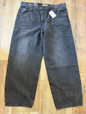 NWT Levi’s dark rinse Women's baggy dad jean Aritzia